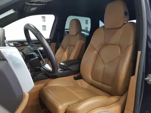Porsche  9