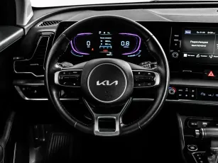 Kia  8