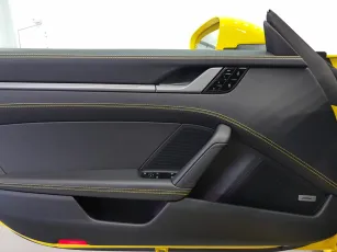 Porsche  11