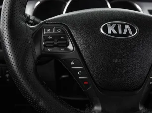 Kia  16