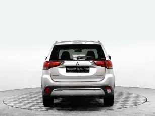 Mitsubishi  4