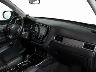 Mitsubishi  6
