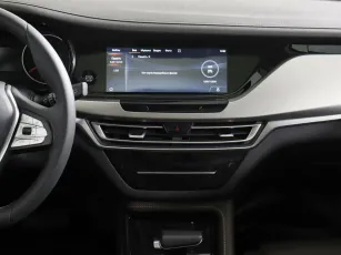 Changan  8