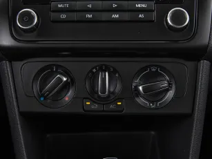 Volkswagen  12