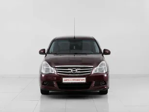 Nissan  2