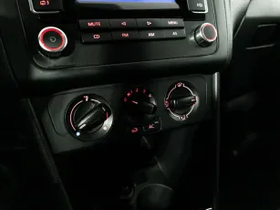 Volkswagen  9