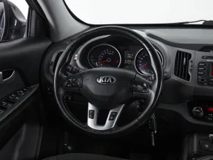 Kia  16