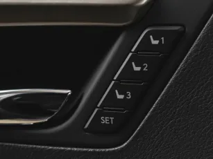 Lexus  13