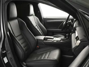 Lexus  7