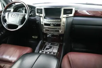 Lexus  10