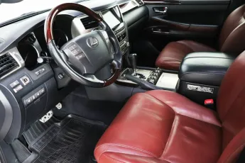 Lexus  12