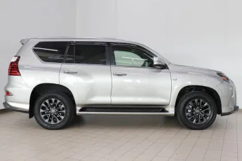 Lexus  3