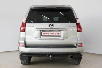Lexus  5