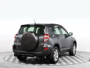 Toyota  3