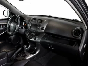 Toyota  5