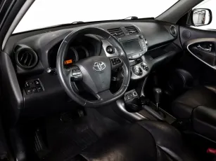 Toyota  7