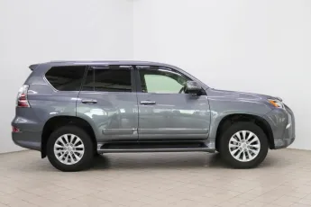 Lexus  3