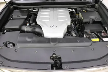 Lexus  7