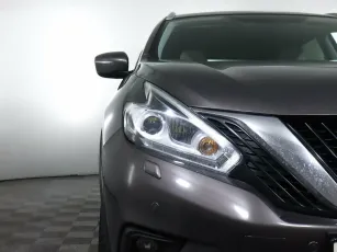 Nissan  7