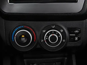 Kia  13