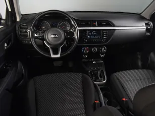 Kia  6