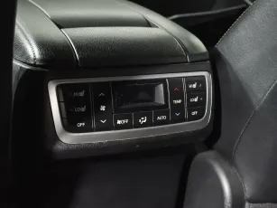 Toyota  13