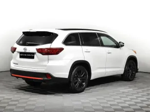 Toyota  3