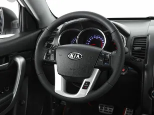 Kia  15