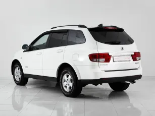 SsangYong  4