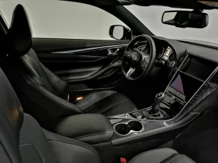 Infiniti  11