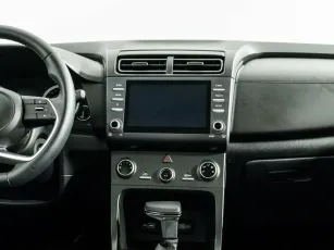 Hyundai  10