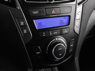 Hyundai  8