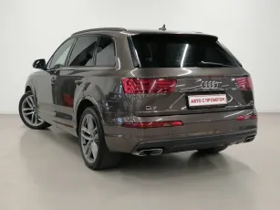 Audi  4