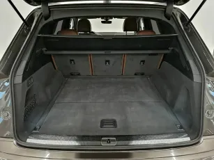 Audi  6