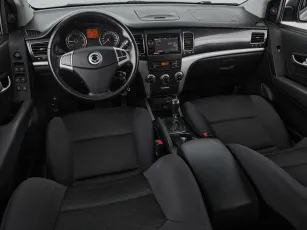 SsangYong  9