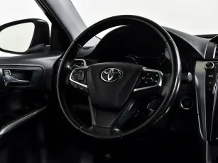 Toyota  11