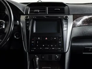 Toyota  12