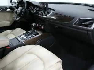 Audi  10