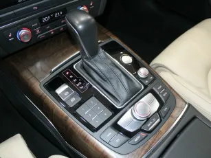 Audi  11