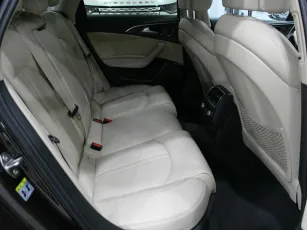 Audi  15
