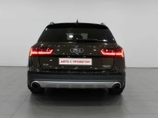 Audi  5