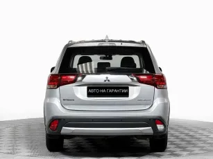 Mitsubishi  6