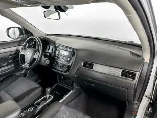 Mitsubishi  7