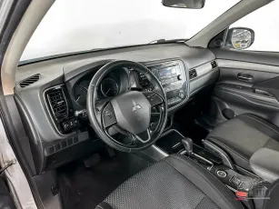 Mitsubishi  8