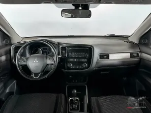 Mitsubishi  9