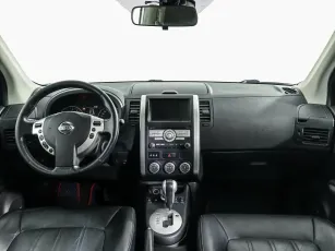 Nissan  6
