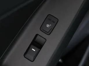 Kia  11