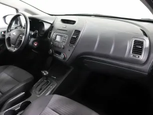 Kia  6