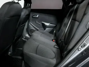 Kia  12