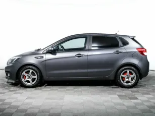 Kia  3